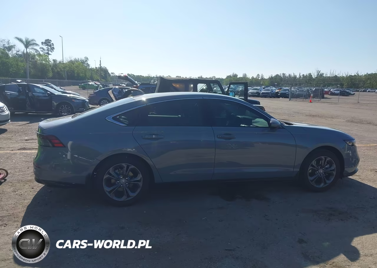 2025 Honda Accord Hybrid Ex-L VIN:1HGCY2F6XSA084100 - 13
