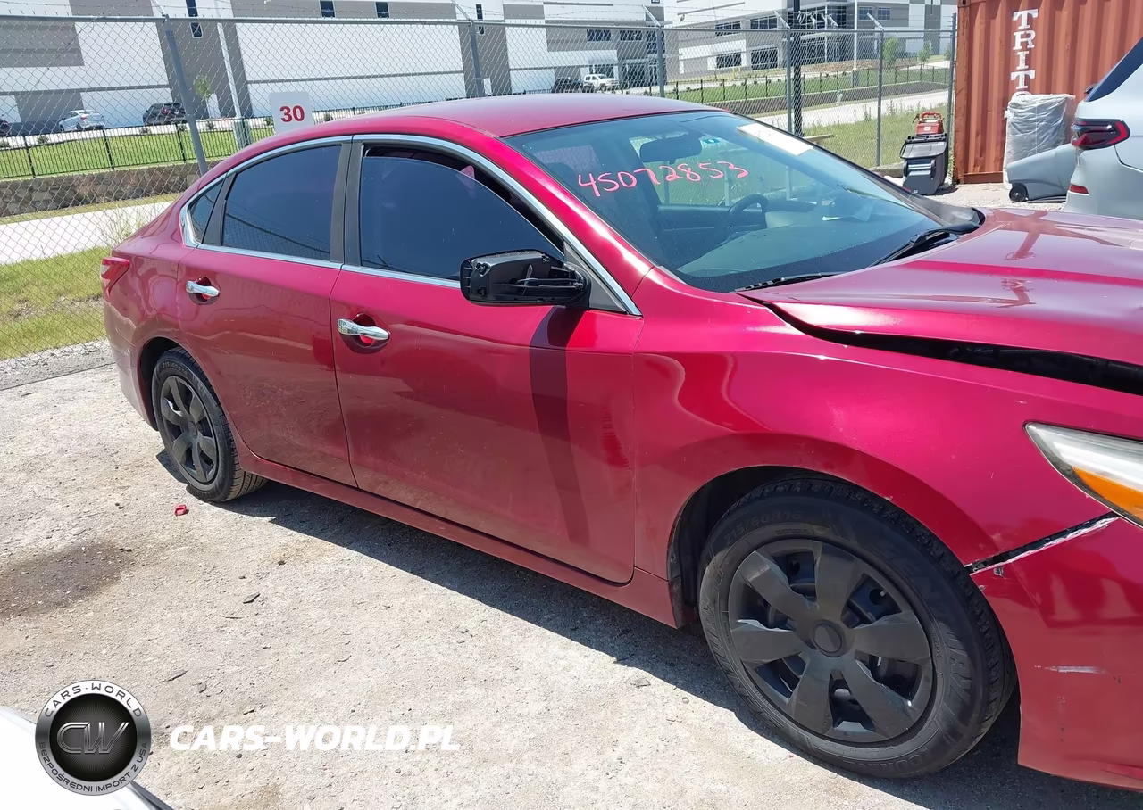 2018 Nissan Altima 2.5 S VIN:1N4AL3AP6JC213842 - 13