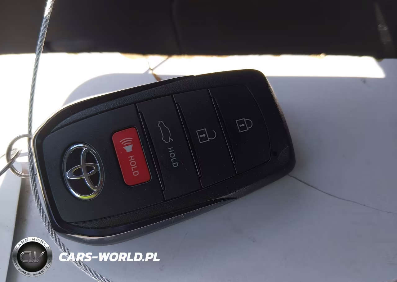 2026 Toyota Corolla Hybrid Hybrid Le VIN:JTDBCMFE7T3130743 - 11