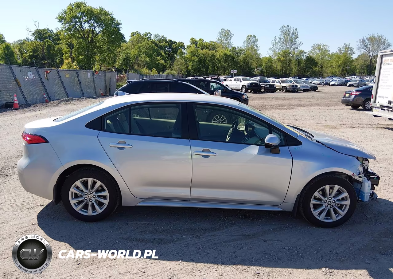 2026 Toyota Corolla Hybrid Hybrid Le VIN:JTDBCMFE7T3130743 - 14