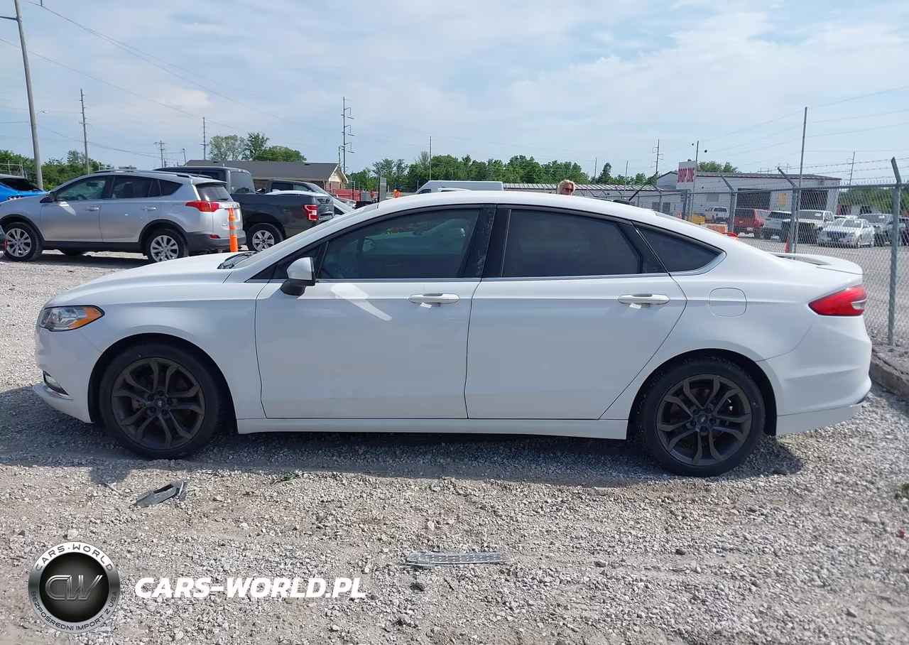 2018 Ford Fusion Se VIN:3FA6P0HD3JR240941 - 14
