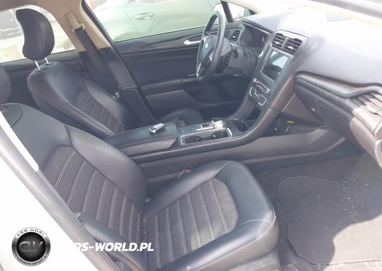 2018 Ford Fusion Se VIN:3FA6P0HD3JR240941 - 5