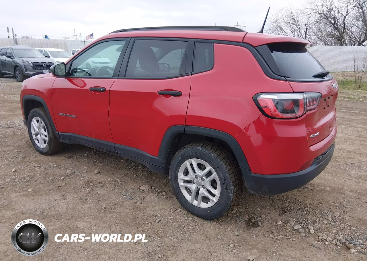 2018 Jeep Compass Sport 4X4 VIN:3C4NJDAB7JT413760 - 3