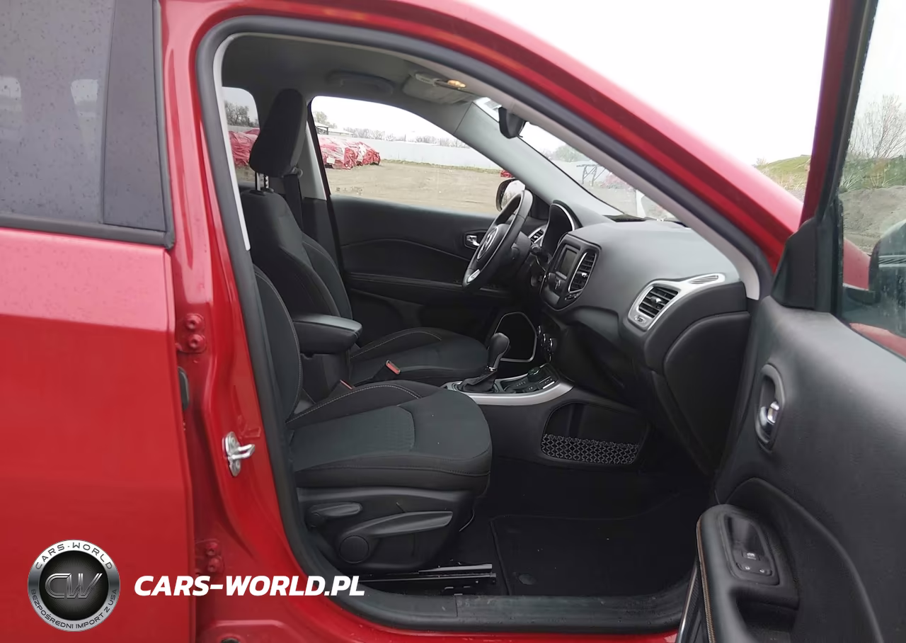 2018 Jeep Compass Sport 4X4 VIN:3C4NJDAB7JT413760 - 5