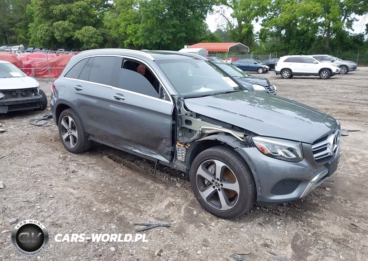 2019 Mercedes-Benz Glc 350E 4Matic – zdjęcie 1 z 17