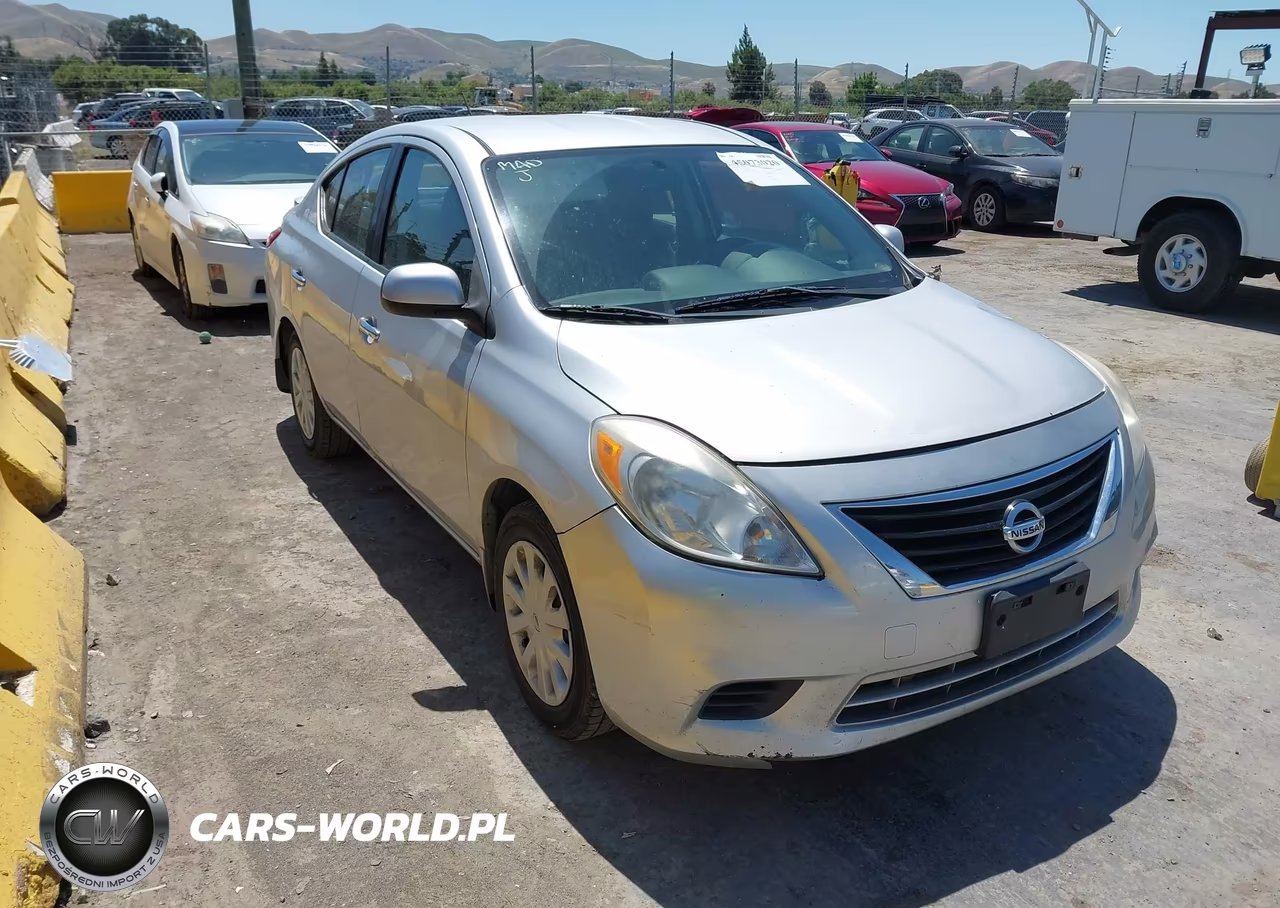 2014 Nissan Versa 1.6 Sv