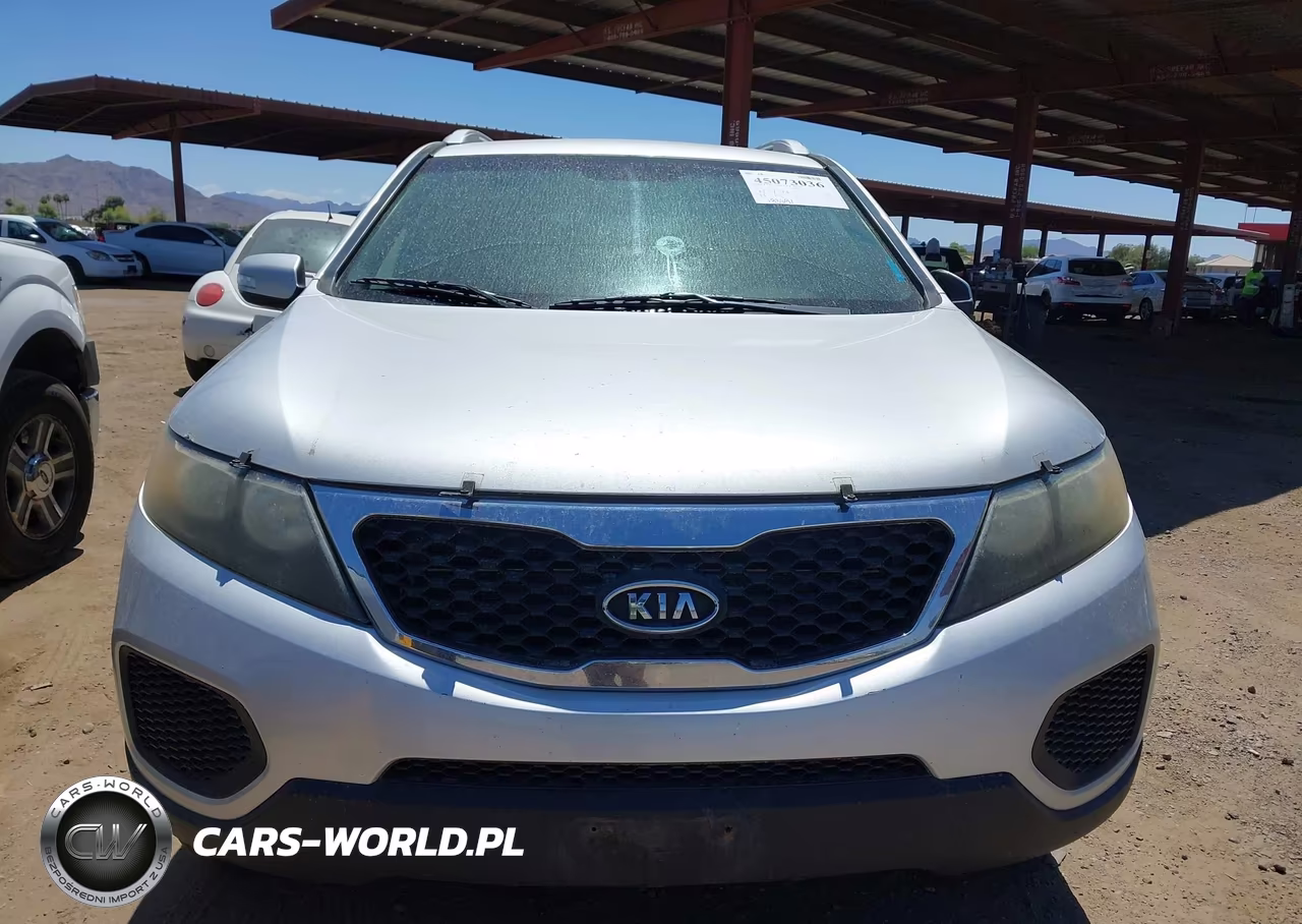 2011 Kia Sorento Lx V6 VIN:5XYKTDA23BG107824 - 6
