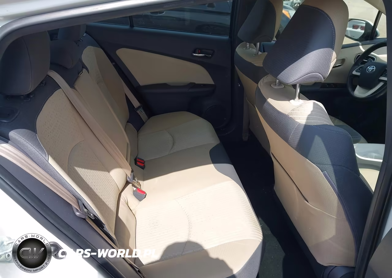 2016 Toyota Prius Three VIN:JTDKARFU1G3504053 - 8