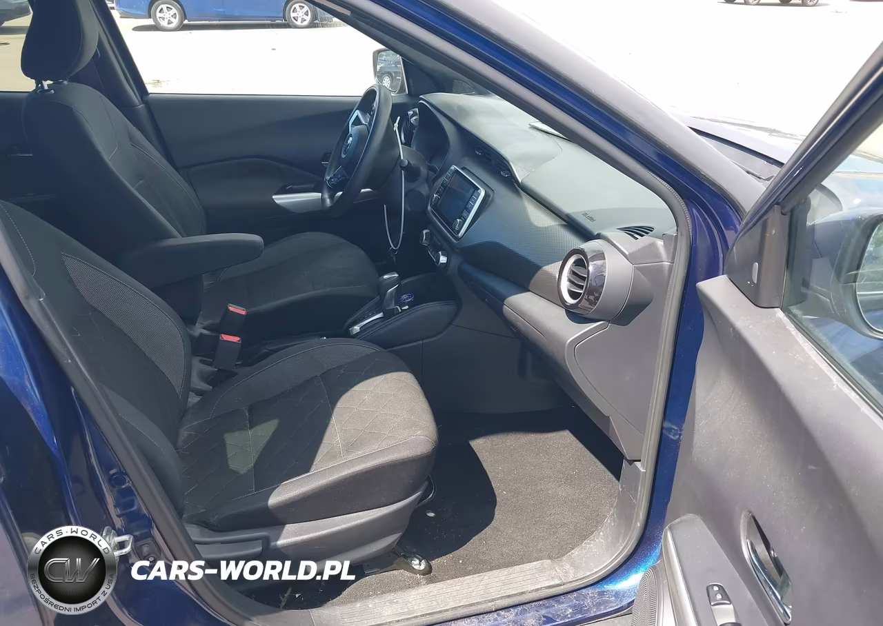 2019 Nissan Kicks Sv VIN:3N1CP5CUXKL525578 - 5