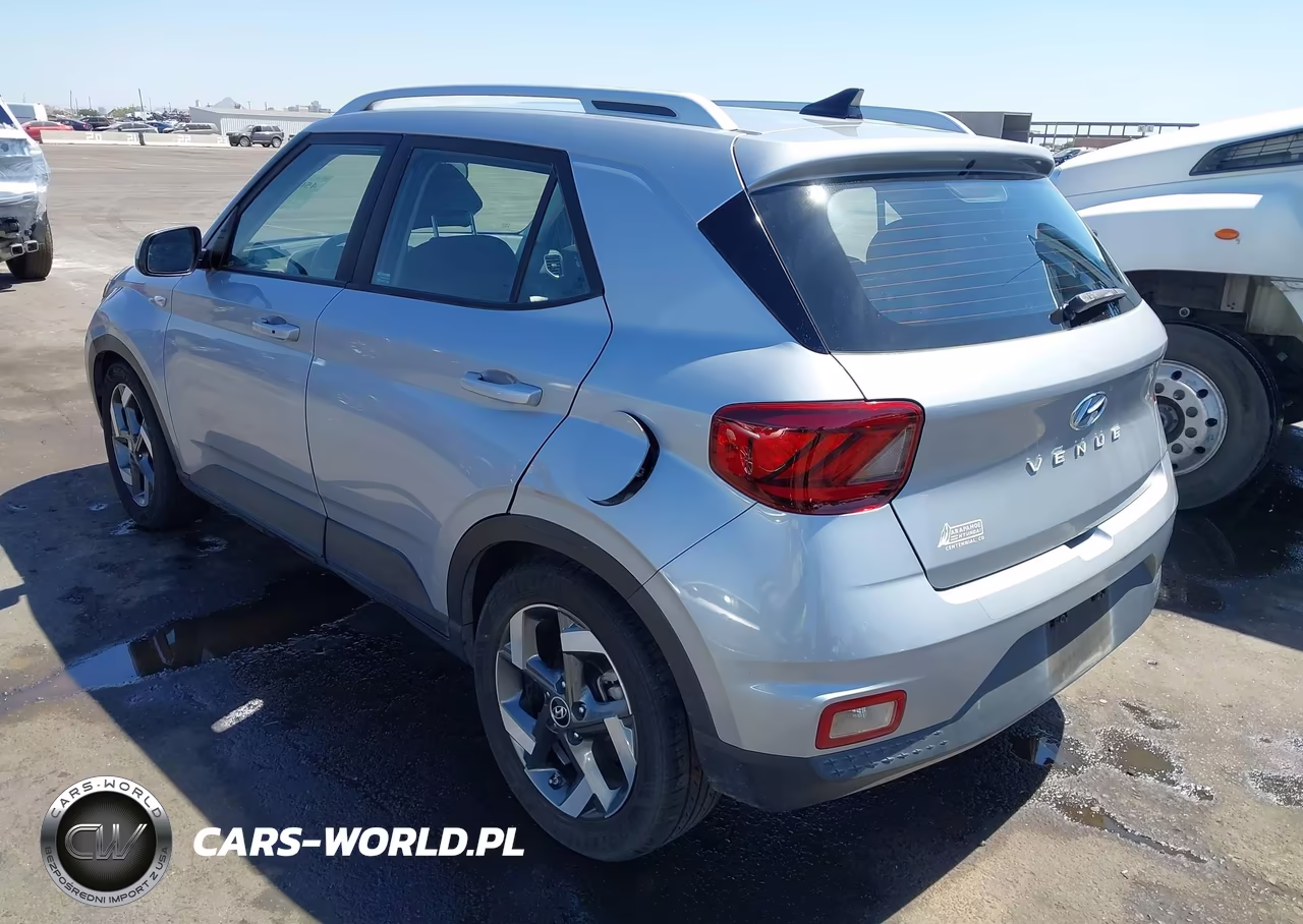 2020 Hyundai Venue Sel VIN:KMHRC8A39LU016695 - 3