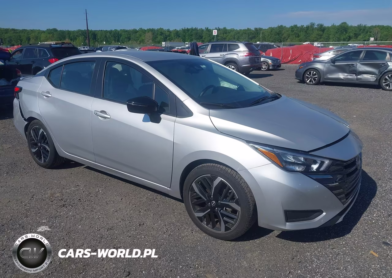 2024 Nissan Versa 1.6 Sr