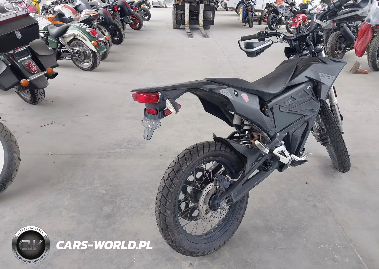 2023 Zero Motorcycles Inc Fx VIN:538XXDZ40PCC22578 - 4