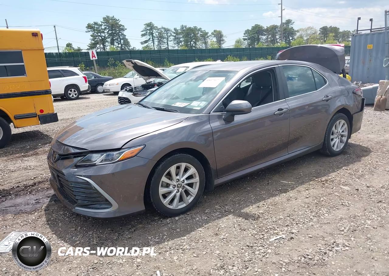 2023 Toyota Camry Le VIN:4T1C11BK2PU088403 - 2