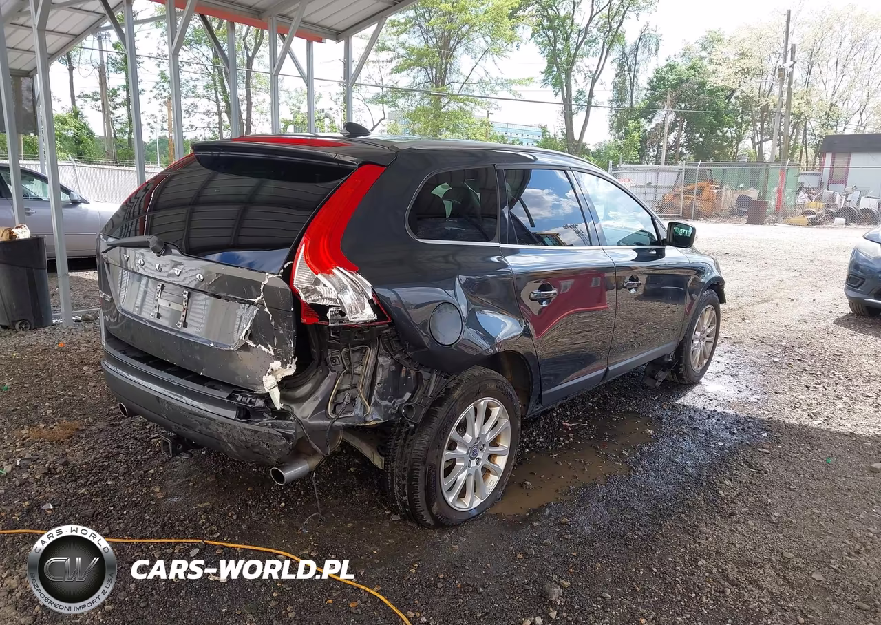 2010 Volvo Xc60 T6-T6 R-Design VIN:YV4992DZ1A2108857 - 4