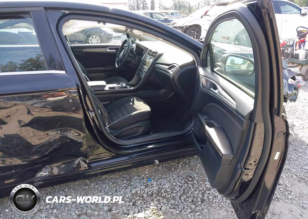 2020 Ford Fusion Se VIN:3FA6P0HD4LR136090 - 5