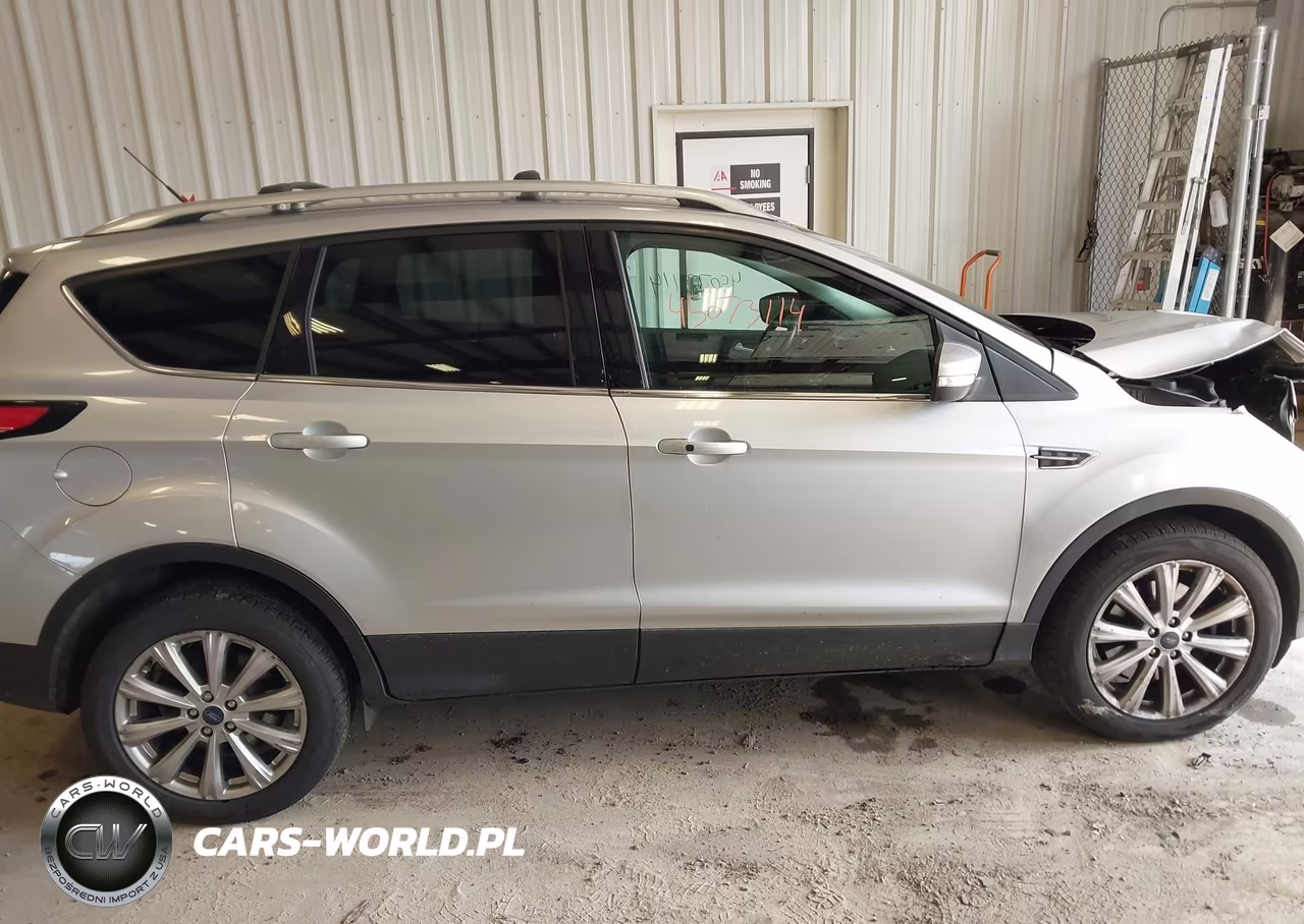 2017 Ford Escape Titanium VIN:1FMCU9JD9HUE03644 - 13
