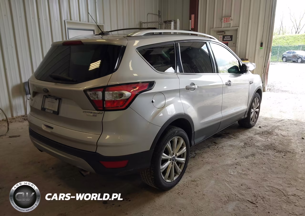 2017 Ford Escape Titanium VIN:1FMCU9JD9HUE03644 - 4