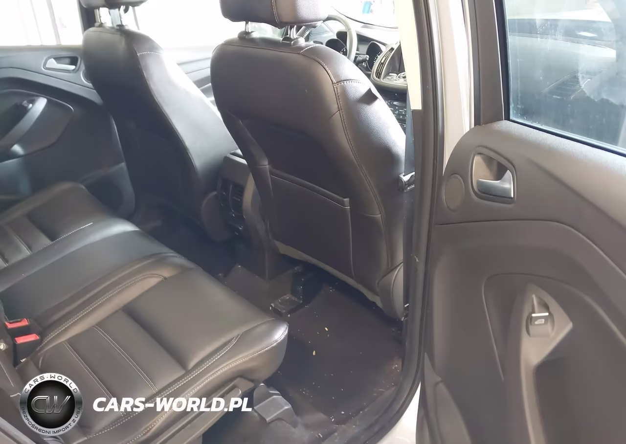 2017 Ford Escape Titanium VIN:1FMCU9JD9HUE03644 - 8