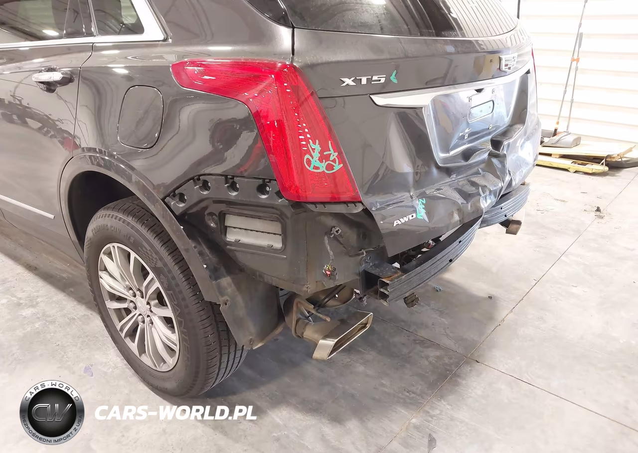 2018 Cadillac Xt5 Luxury VIN:1GYKNDRS5JZ218822 - 18