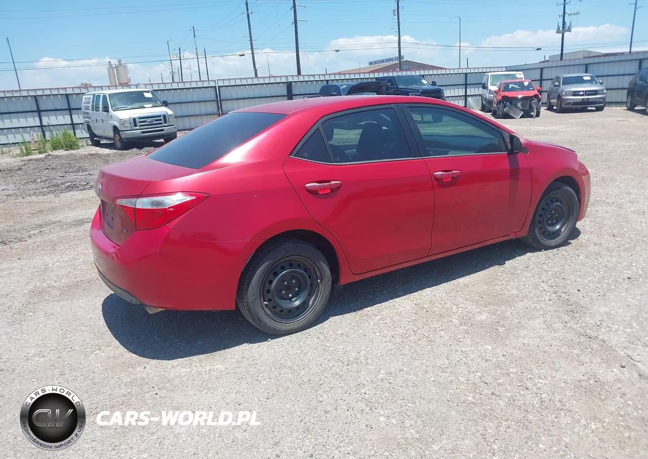 2015 Toyota Corolla Le VIN:5YFBURHE0FP196490 - 4