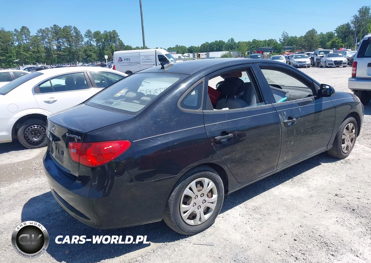 2010 Hyundai Elantra Gls VIN:KMHDU4AD6AU977552 - 4