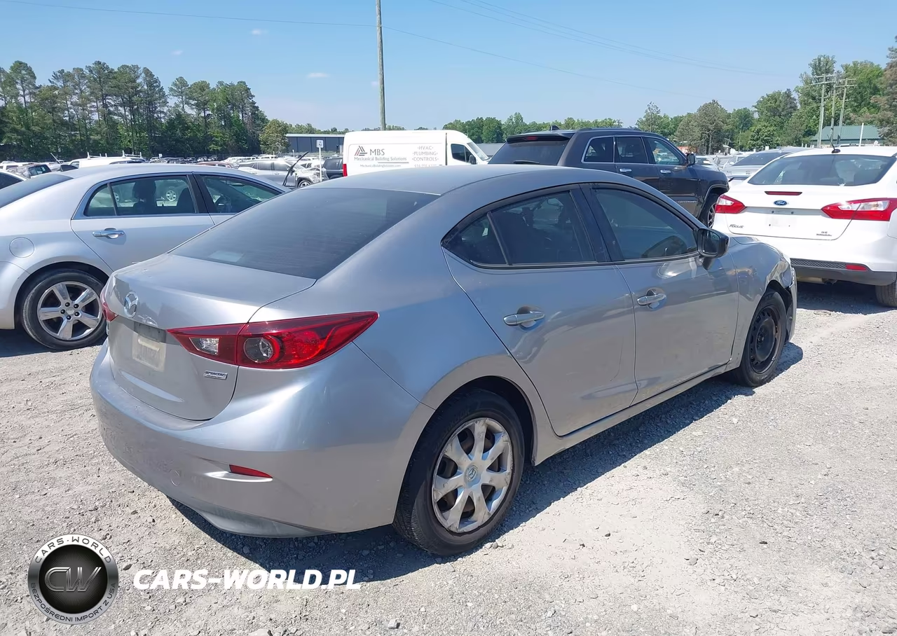 2015 Mazda Mazda3 I Sport VIN:3MZBM1U74FM164168 - 4