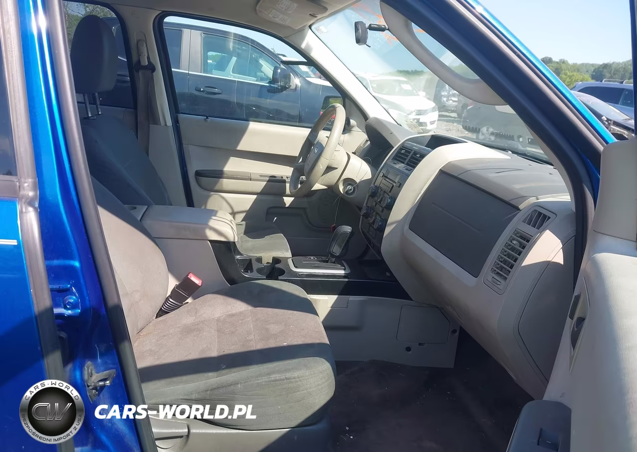 2011 Ford Escape Xls VIN:1FMCU9C7XBKC24636 - 5