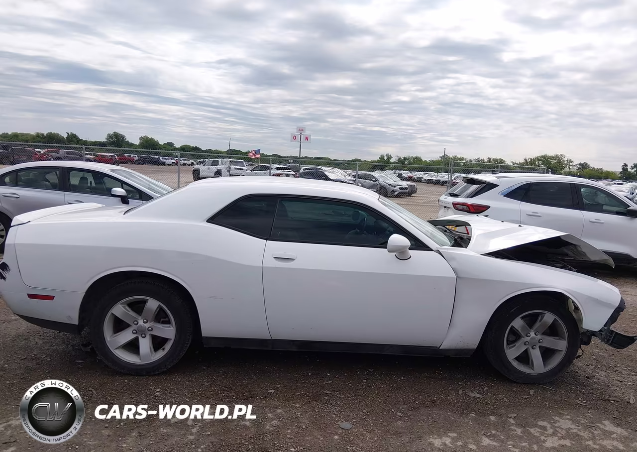 2013 Dodge Challenger Sxt Plus VIN:2C3CDYAG4DH708611 - 13