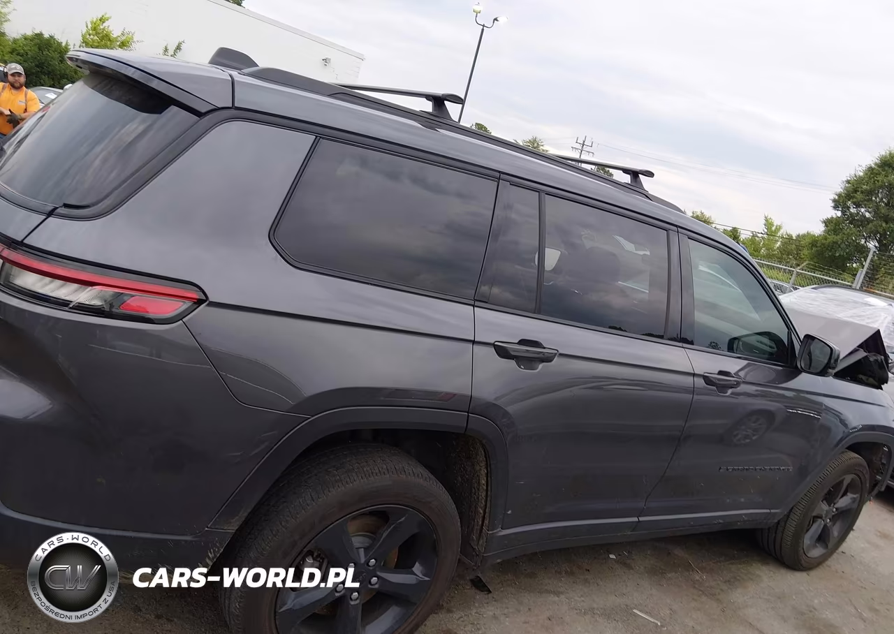 2025 Jeep Grand Cherokee L Altitude X 4X4 VIN:1C4RJKAG6S8660365 - 13