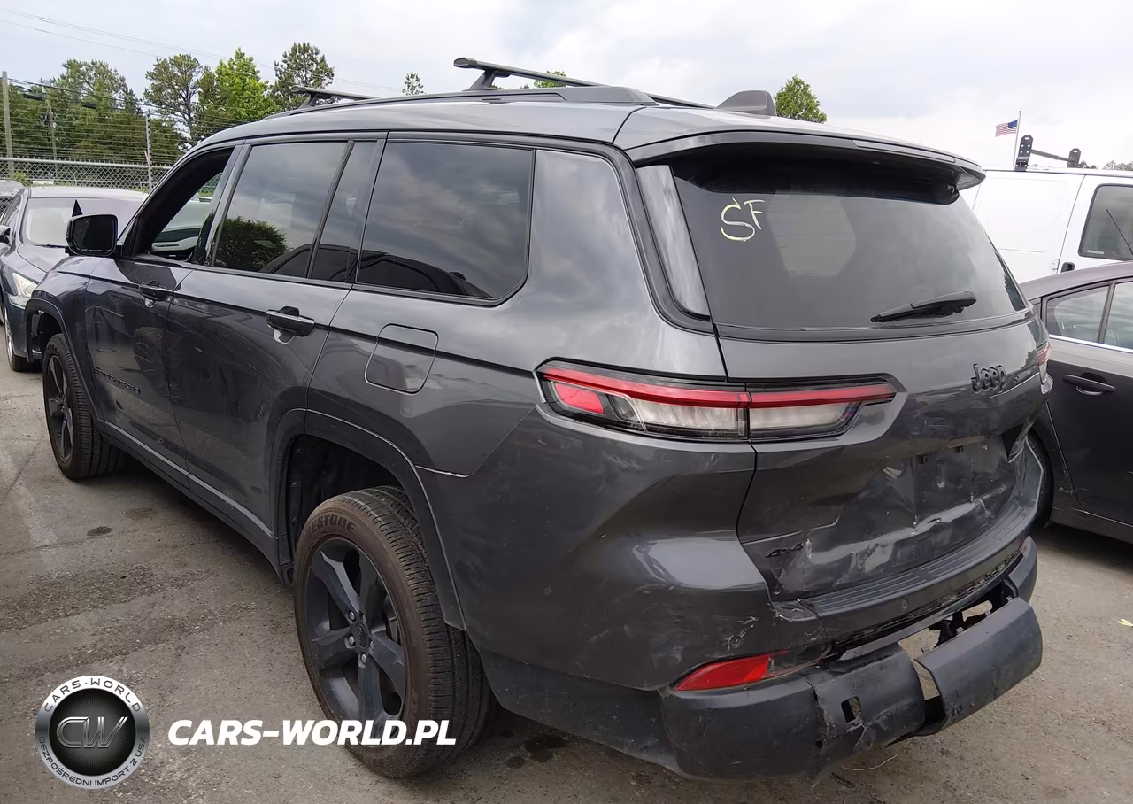 2025 Jeep Grand Cherokee L Altitude X 4X4 VIN:1C4RJKAG6S8660365 - 3