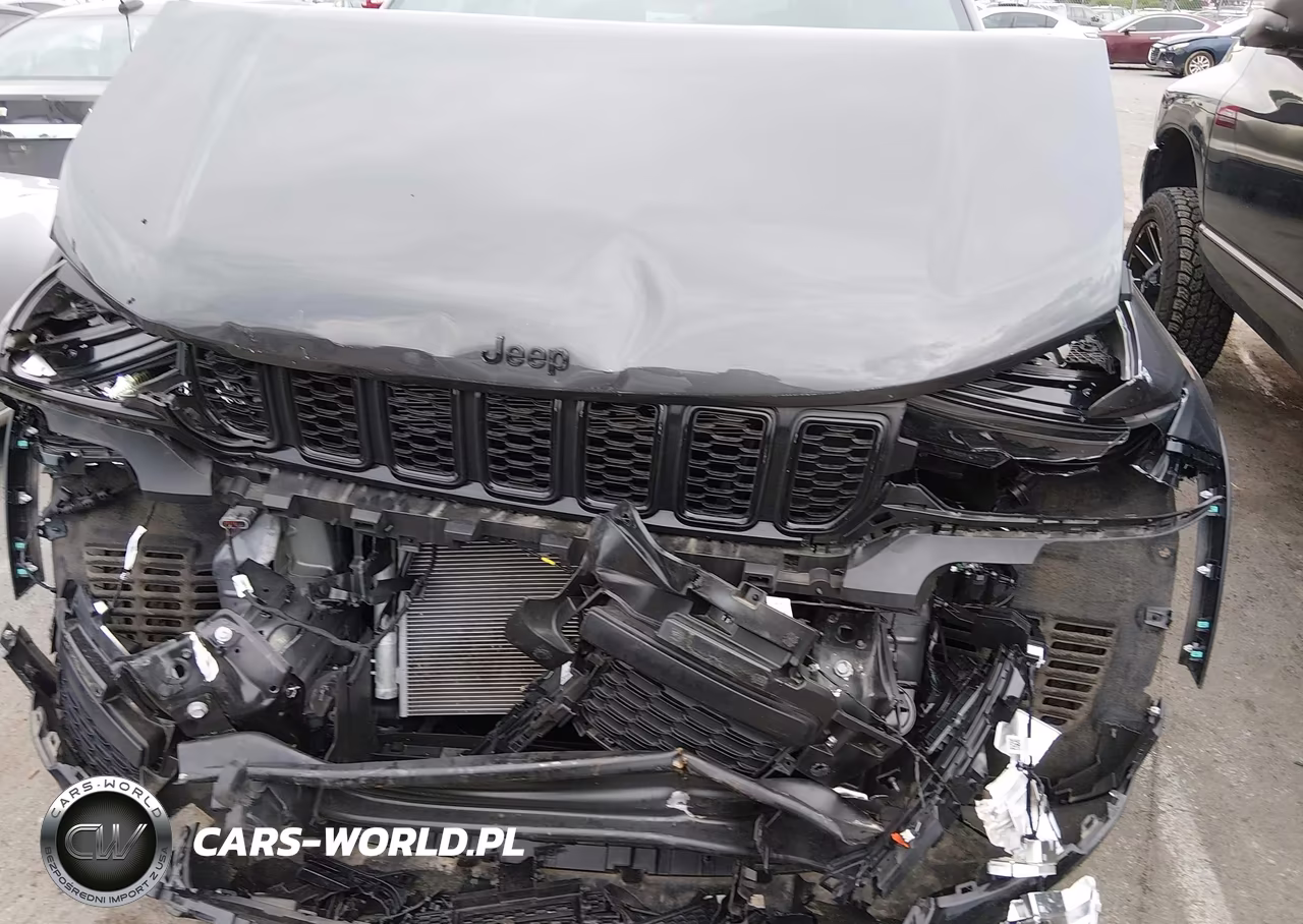 2025 Jeep Grand Cherokee L Altitude X 4X4 VIN:1C4RJKAG6S8660365 - 6
