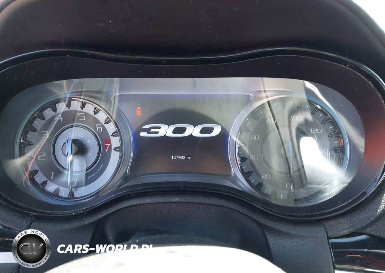 2017 Chrysler 300 300S Awd VIN:2C3CCAGG8HH544447 - 7