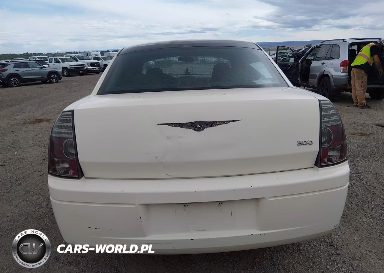 2007 Chrysler 300 VIN:2C3LA43R57H600664 - 16