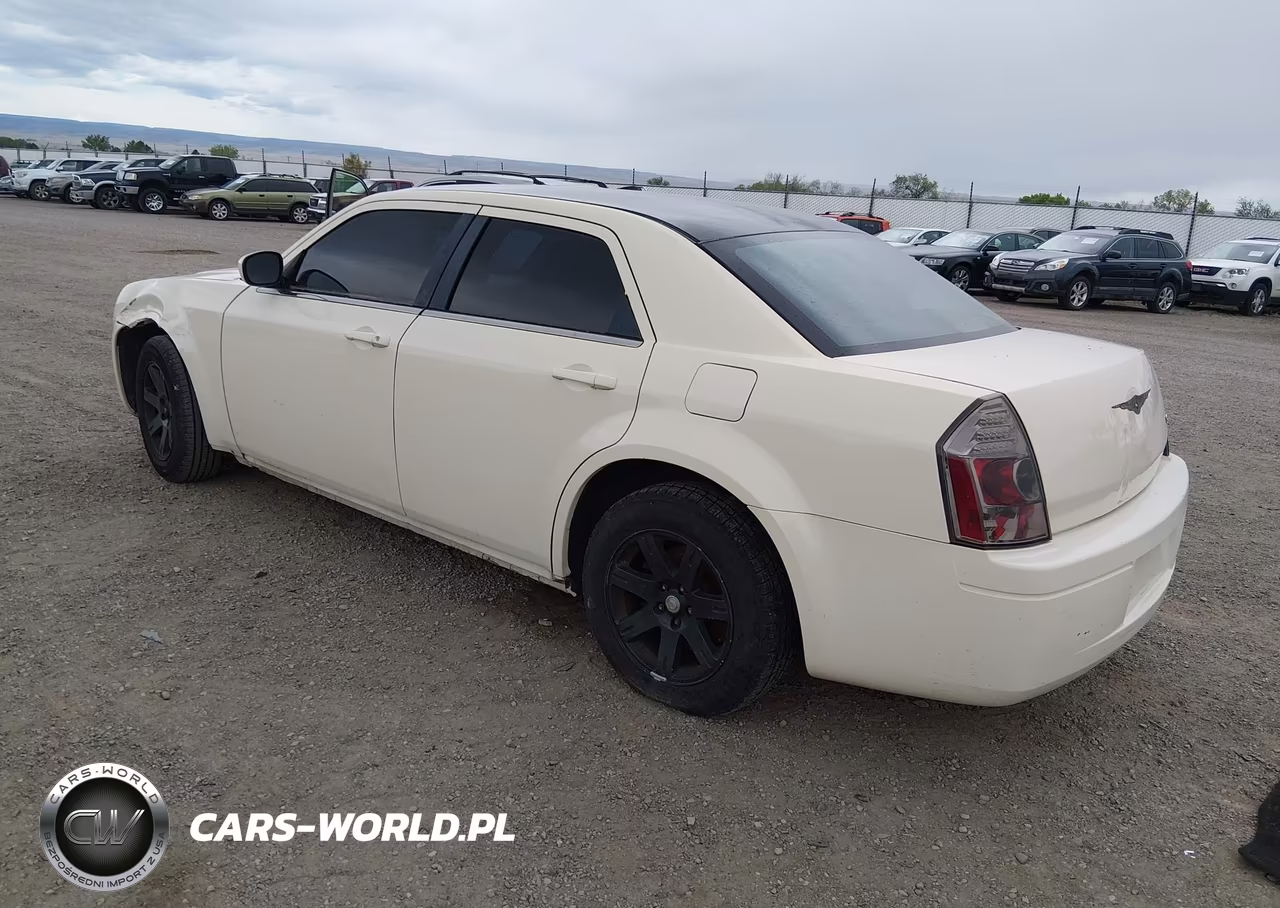 2007 Chrysler 300 VIN:2C3LA43R57H600664 - 3