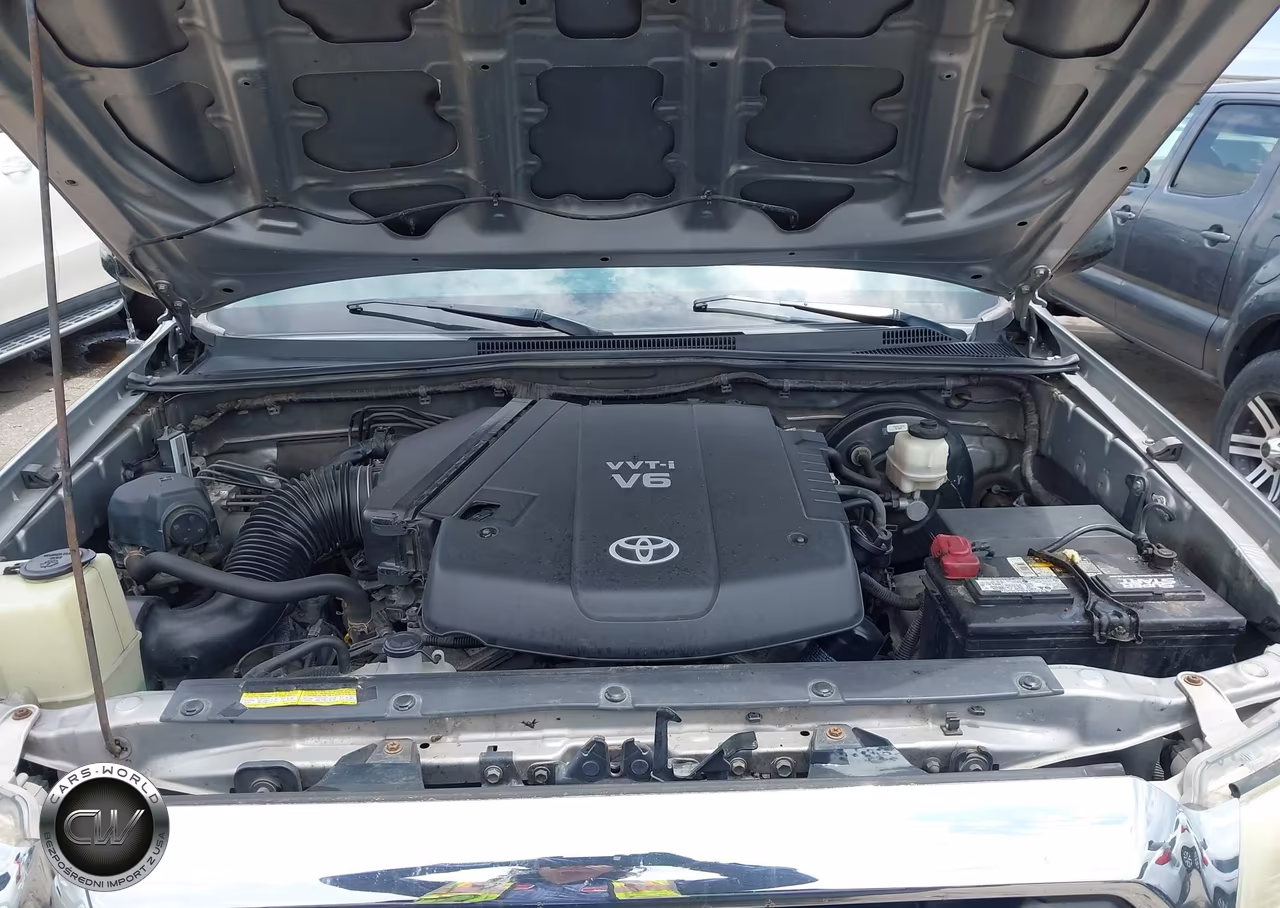 2014 Toyota Tacoma Prerunner V6 VIN:5TFJU4GN8EX052976 - 10