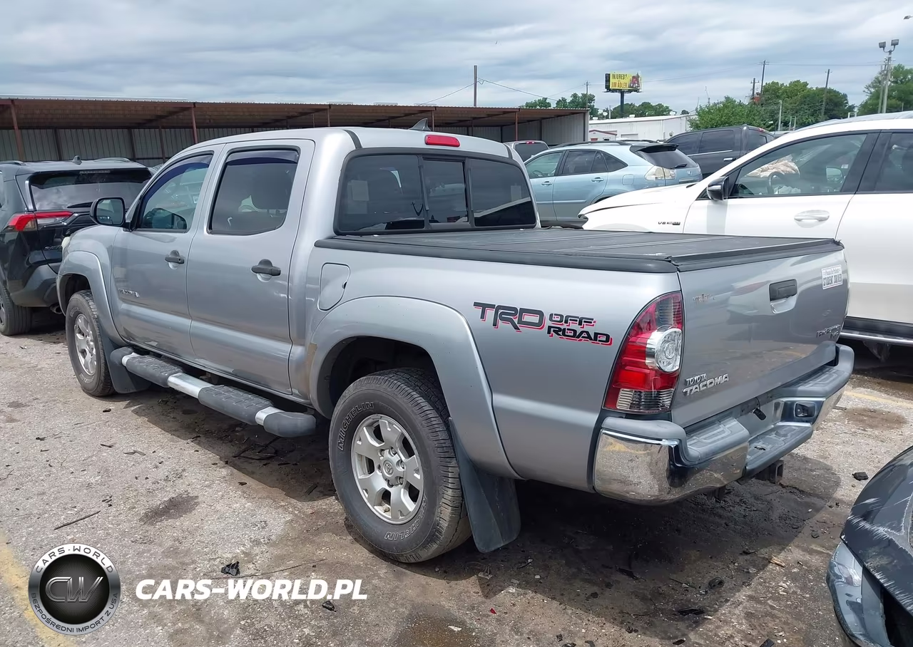 2014 Toyota Tacoma Prerunner V6 VIN:5TFJU4GN8EX052976 - 3