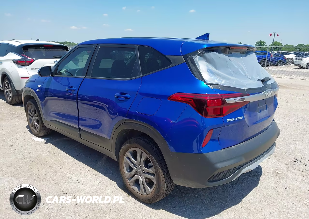 2023 Kia Seltos Lx VIN:KNDEPCAA4P7453615 - 3