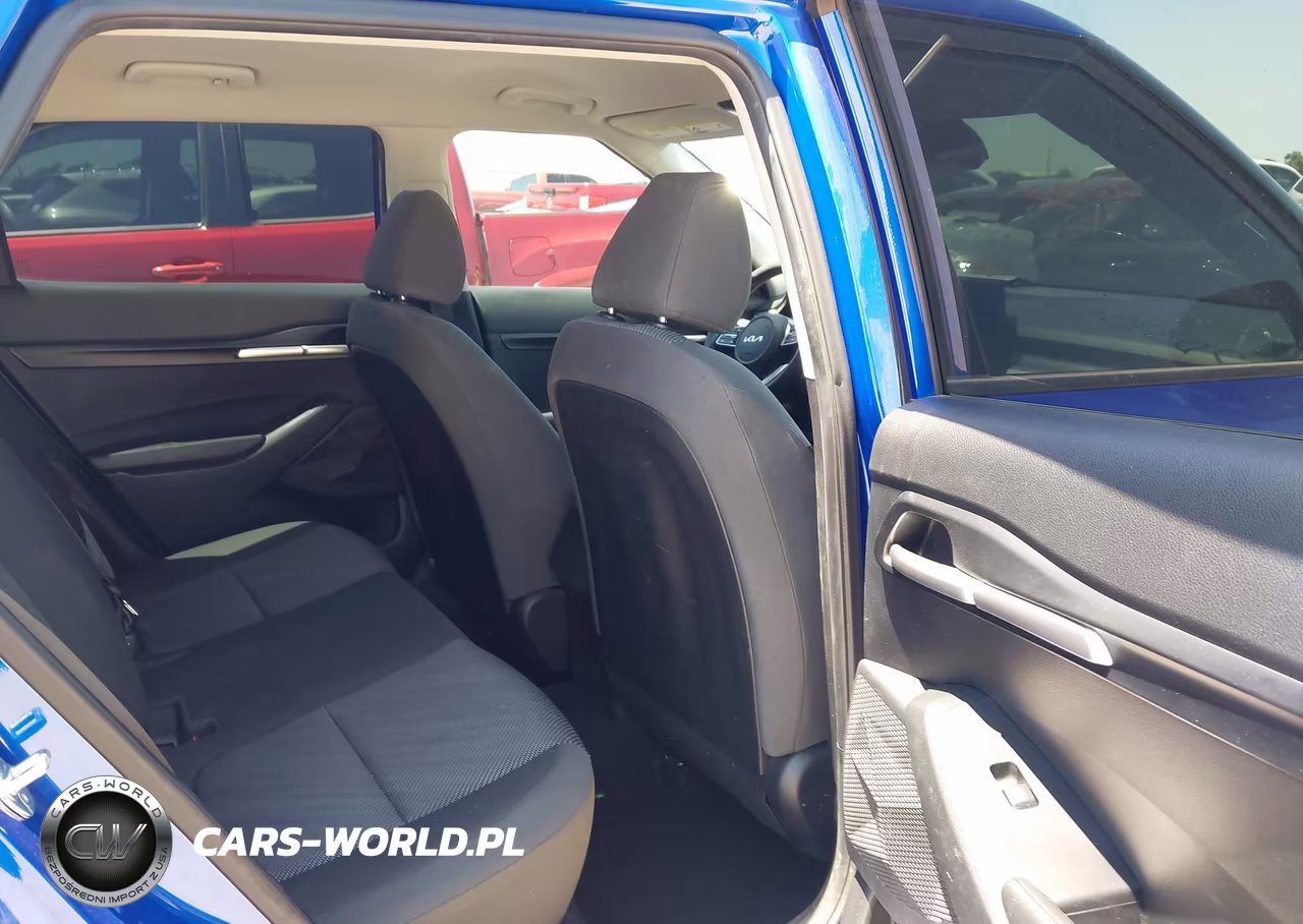 2023 Kia Seltos Lx VIN:KNDEPCAA4P7453615 - 8