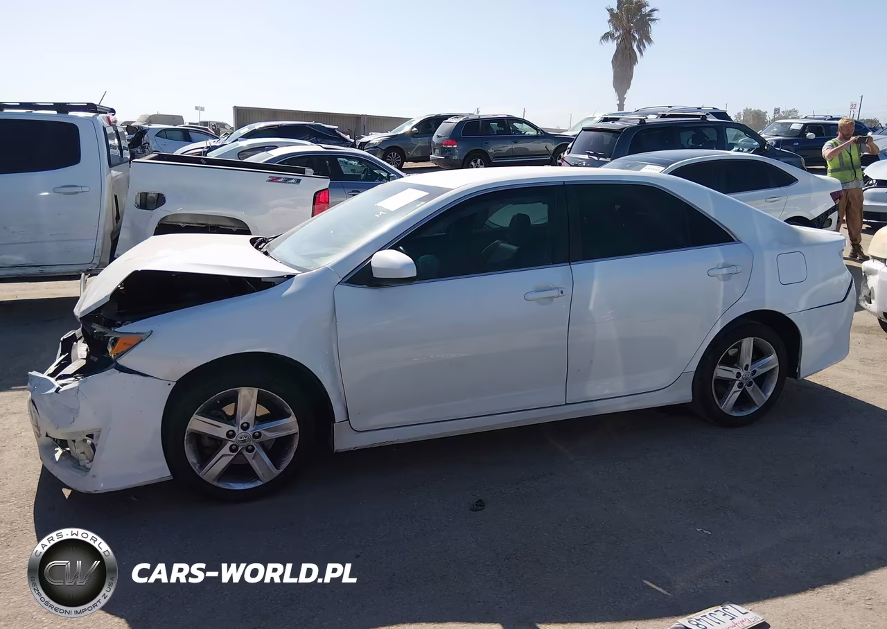 2013 Toyota Camry Se VIN:4T1BF1FKXDU665181 - 14