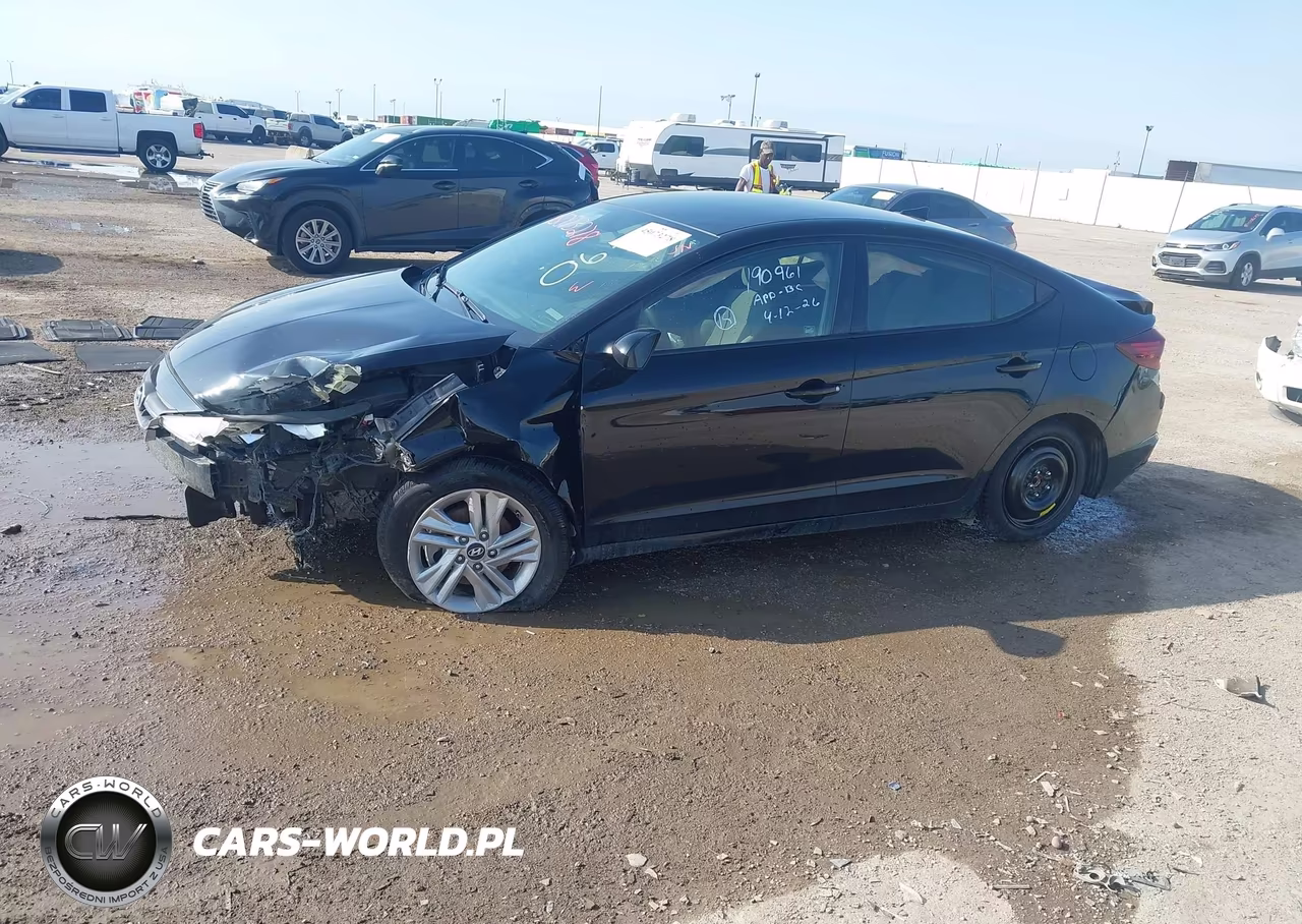 2019 Hyundai Elantra Sel VIN:5NPD84LF7KH440384 - 14