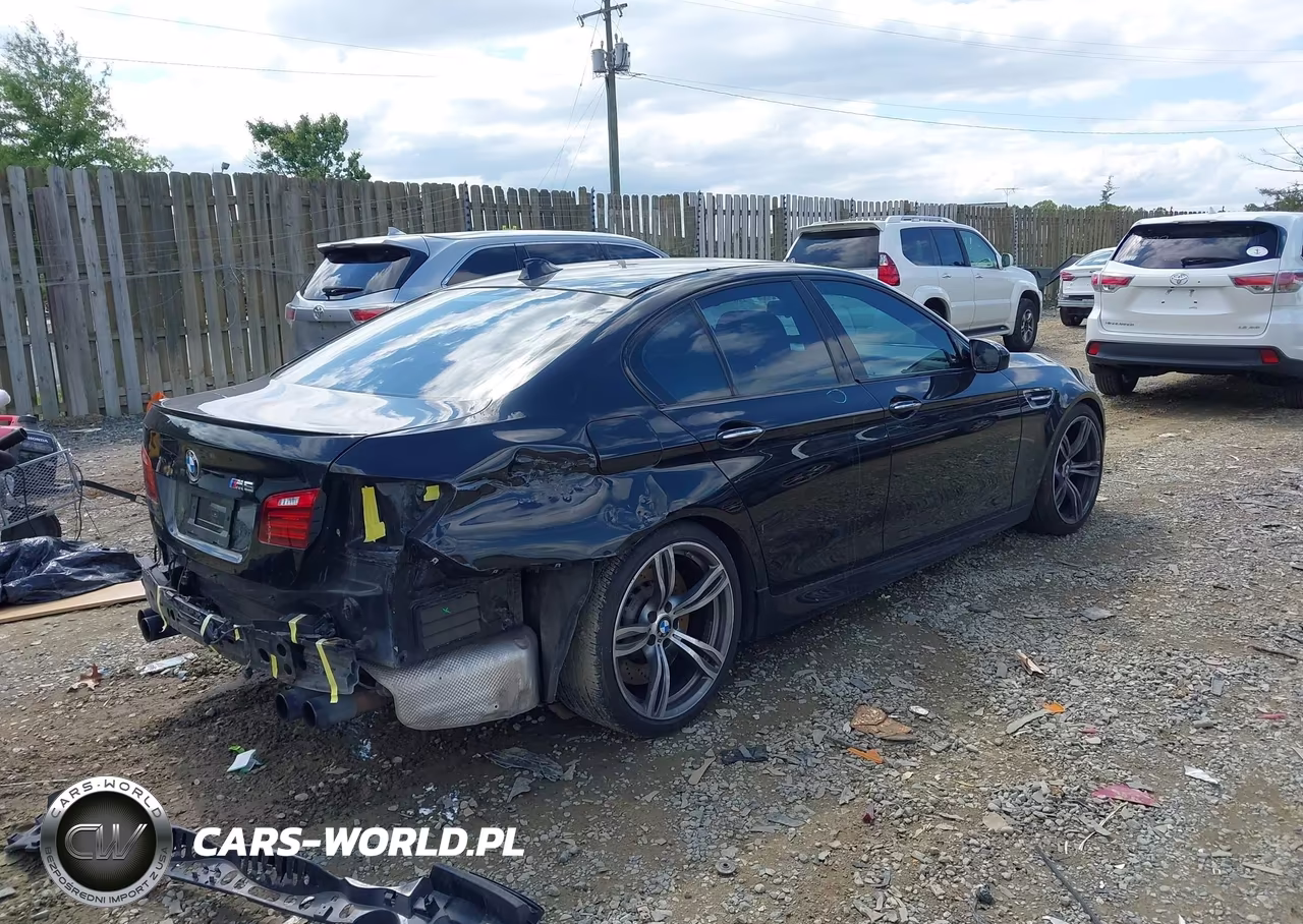2014 BMW M5 VIN:WBSFV9C58ED097254 - 4
