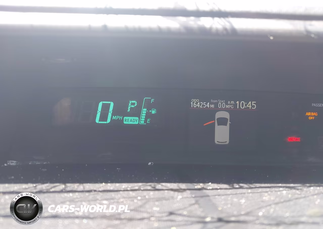 2013 Toyota Prius C Three VIN:JTDKDTB34D1534222 - 7