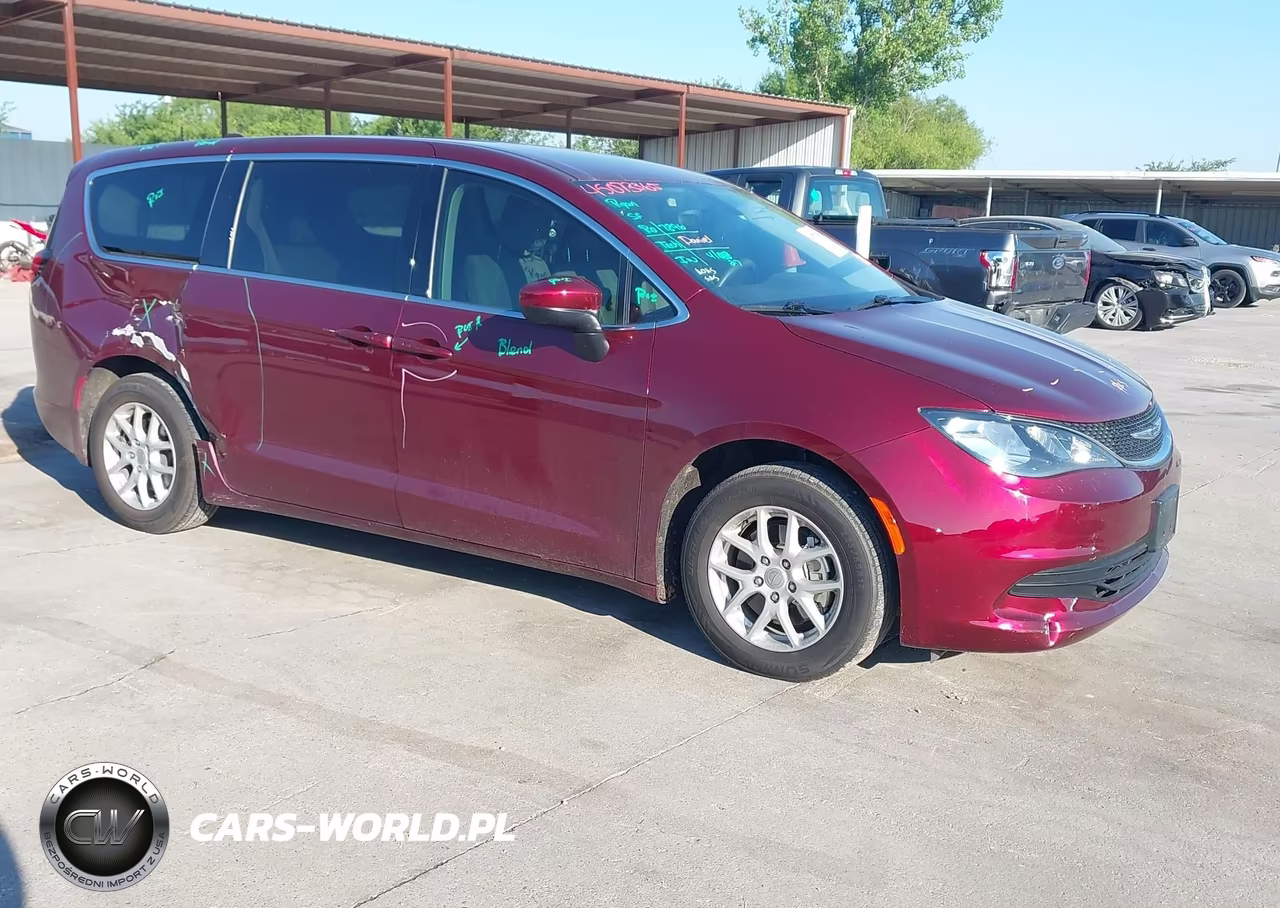 2017 Chrysler Pacifica Touring – zdjęcie 1 z 17