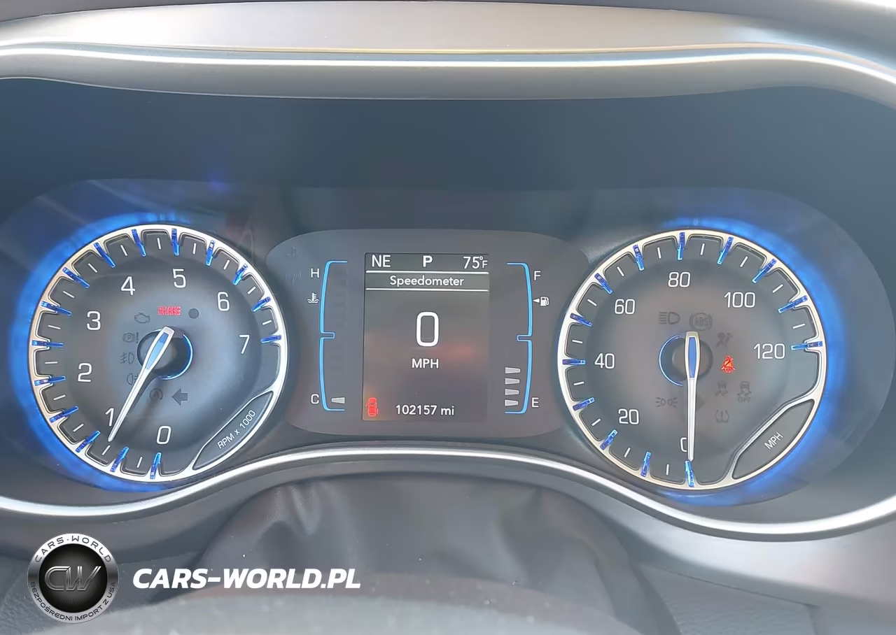 2017 Chrysler Pacifica Touring VIN:2C4RC1DG3HR609449 - 7
