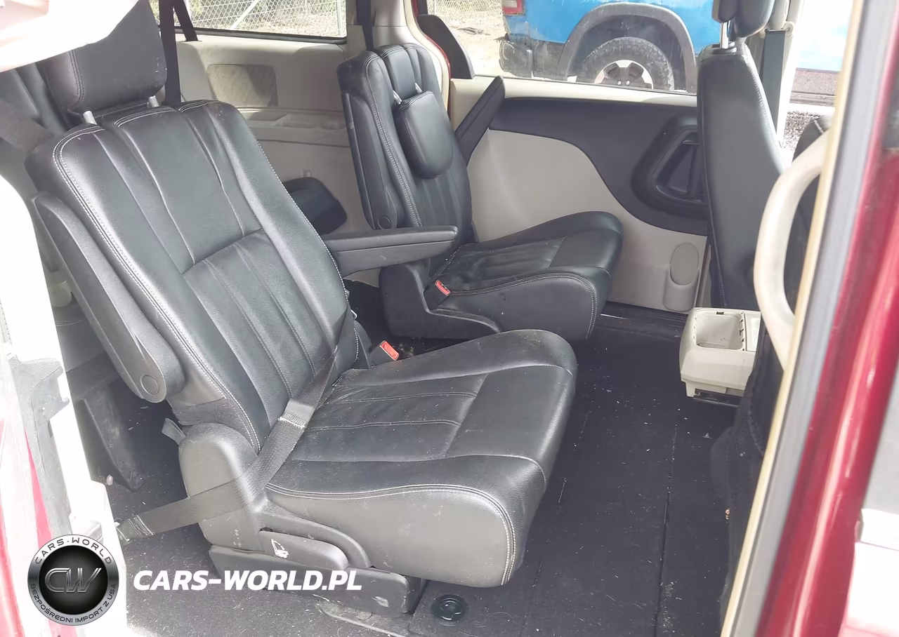 2014 Chrysler Town & Country Touring VIN:2C4RC1BG9ER125543 - 8