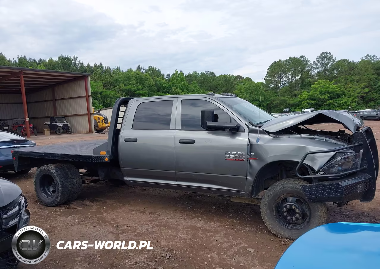 2013 Ram 3500 Tradesman VIN:3C63RRGL5DG569782 - 13