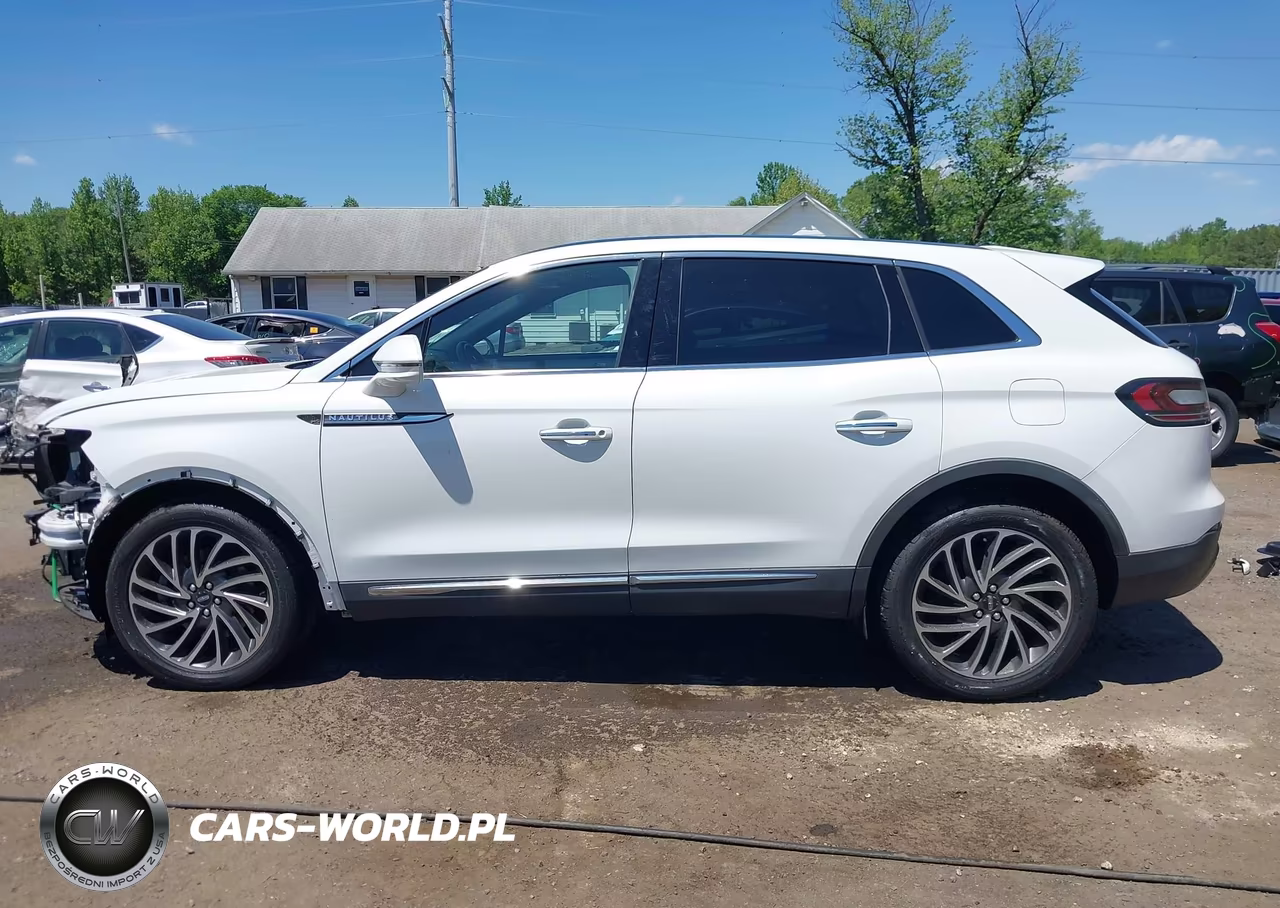 2020 Lincoln Nautilus Reserve VIN:2LMPJ8K97LBL24992 - 15