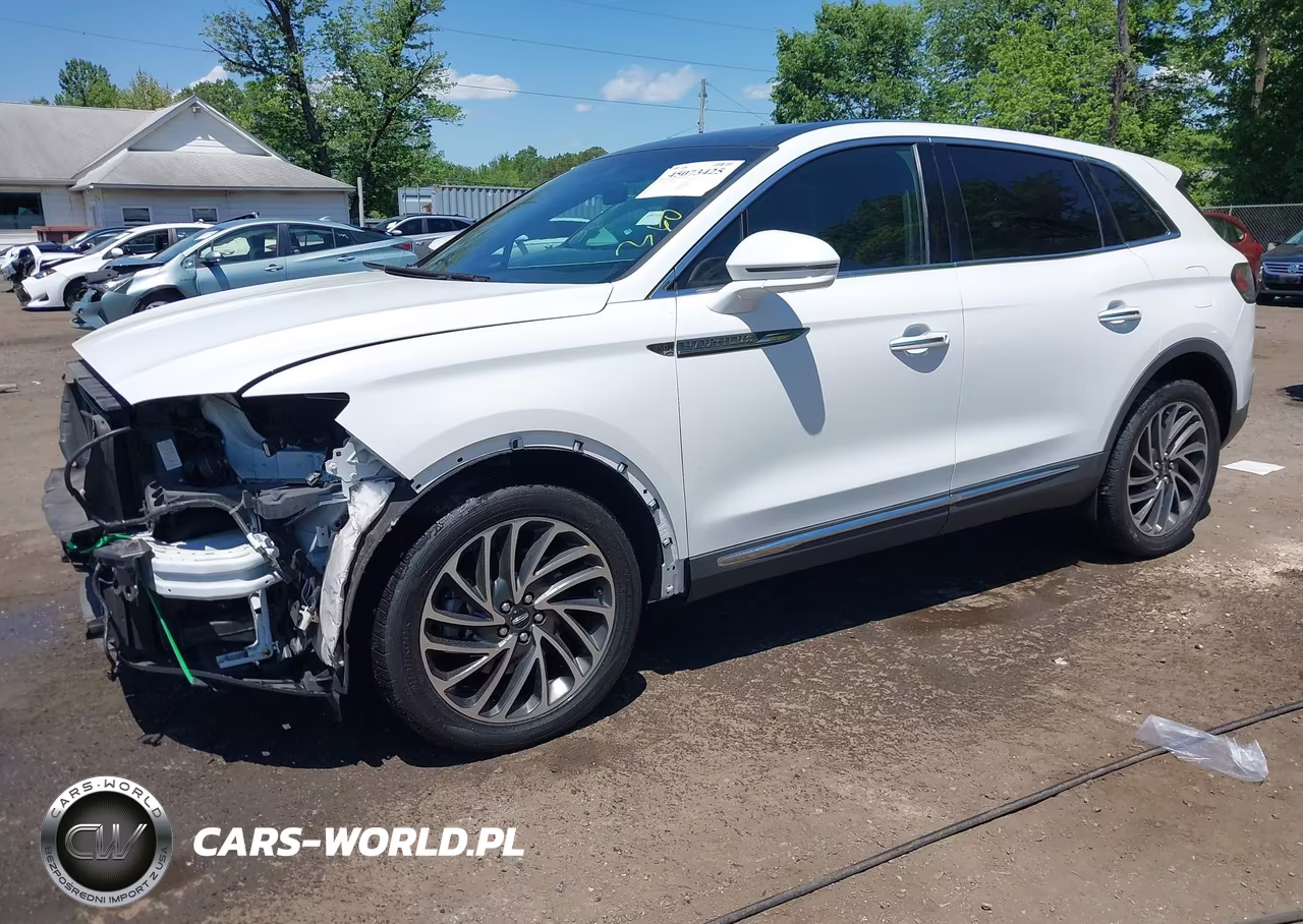 2020 Lincoln Nautilus Reserve VIN:2LMPJ8K97LBL24992 - 2