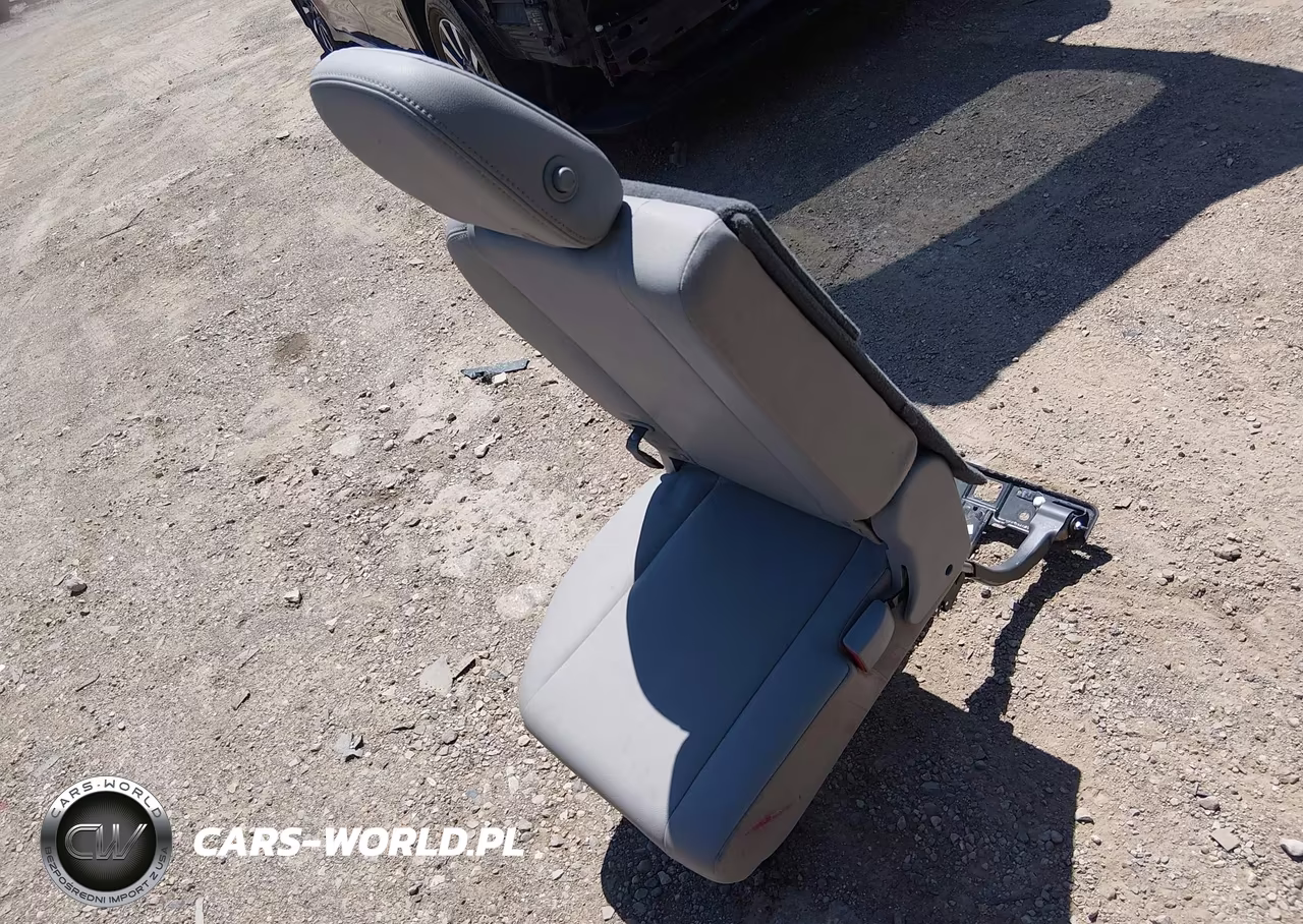 2019 Toyota Sienna Xle 7 Passenger VIN:5TDDZ3DC0KS227105 - 12