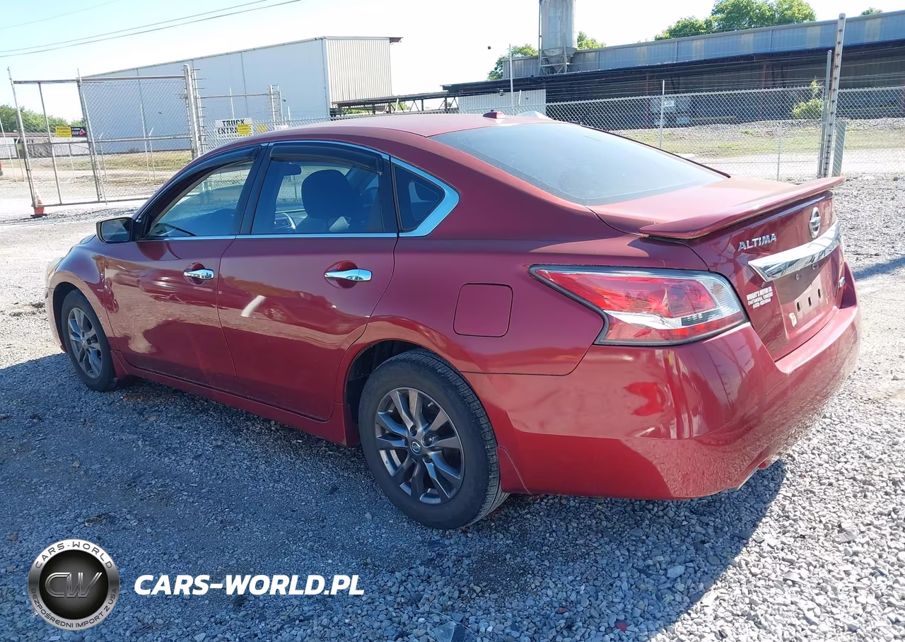 2015 Nissan Altima 2.5 S VIN:1N4AL3AP3FC493176 - 3